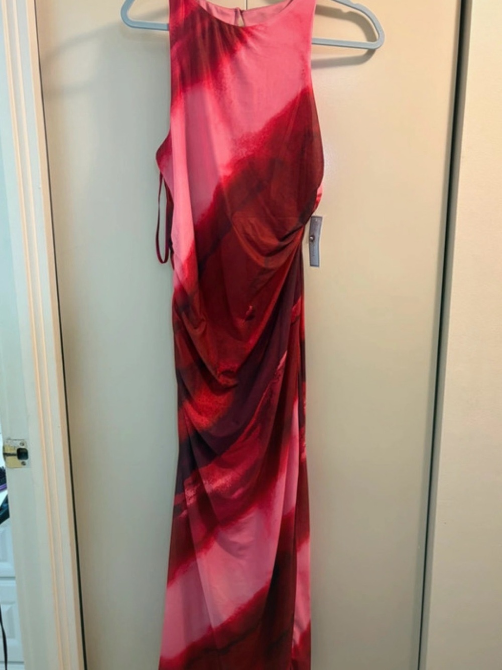 Sleeveless Maxi Dress in Pink and Red Gradient